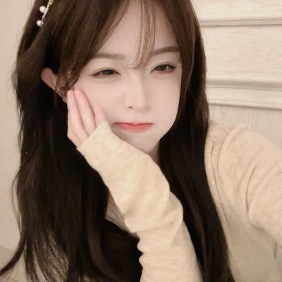 轻轻拂过